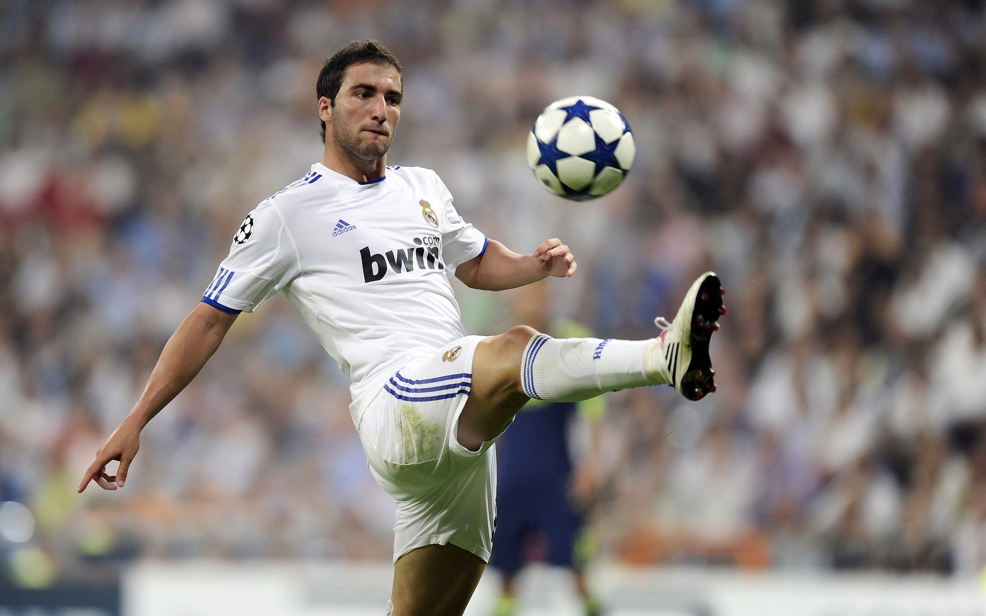 回顾田径百米飞人争霸战，2021年百米飞人大战